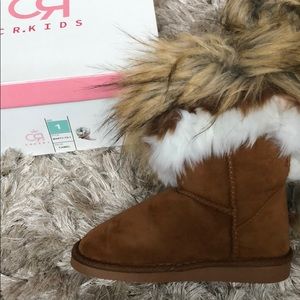 Girls size 1 Fur Boots NWT from CR Kids